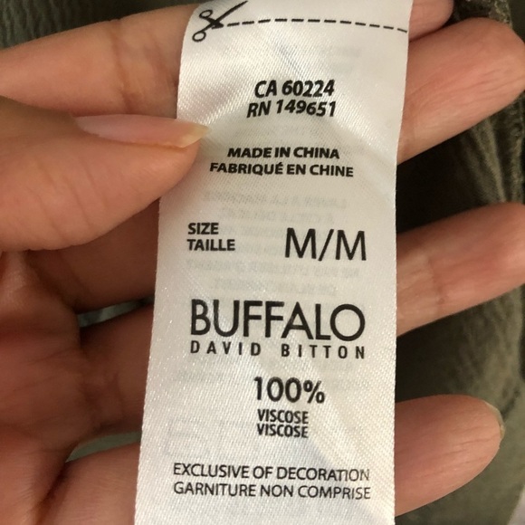 Olive v neck blouse by Buffalo David Bitton M - Picture 5 of 9